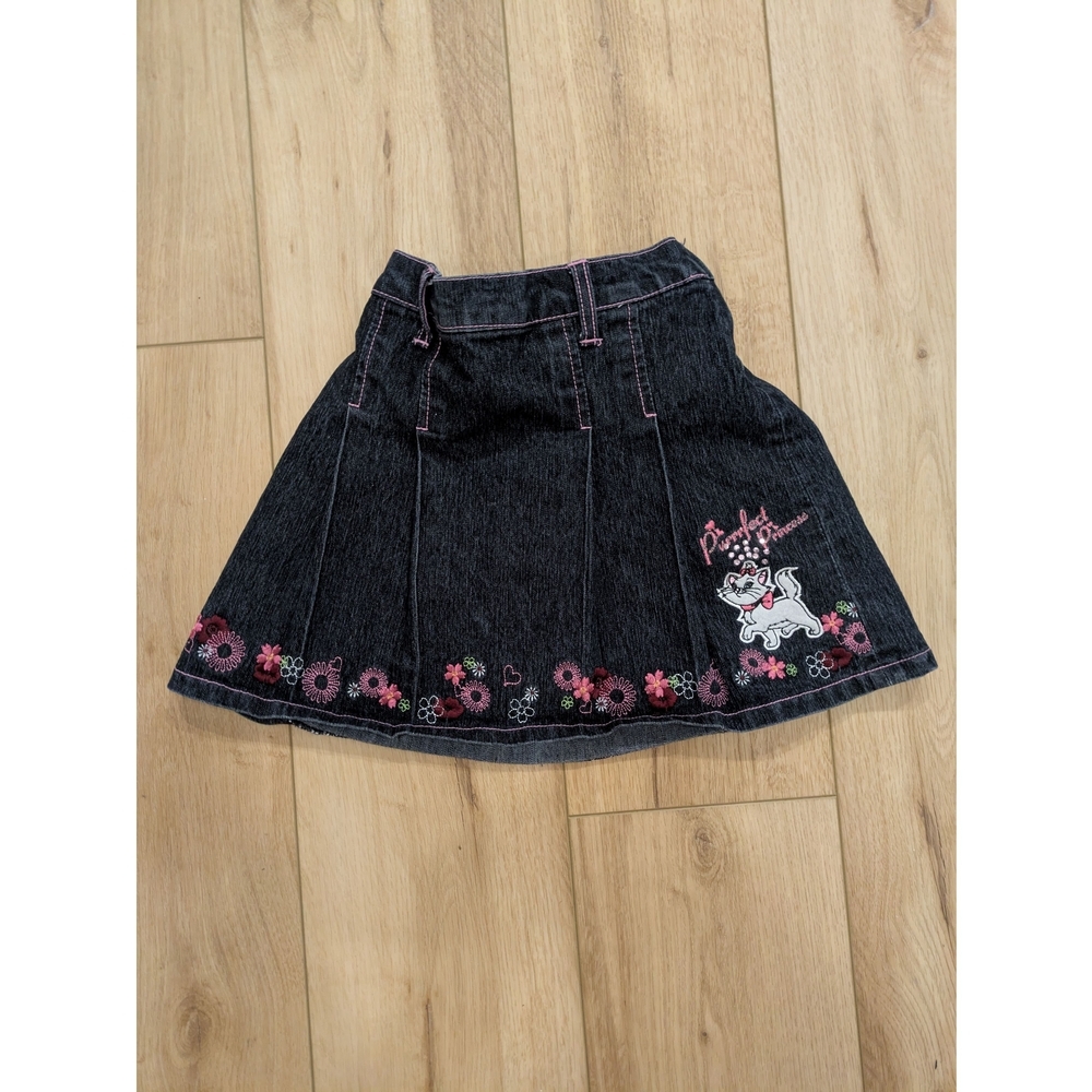 Y2K Vintage Disney Embroidered Marie Skirt